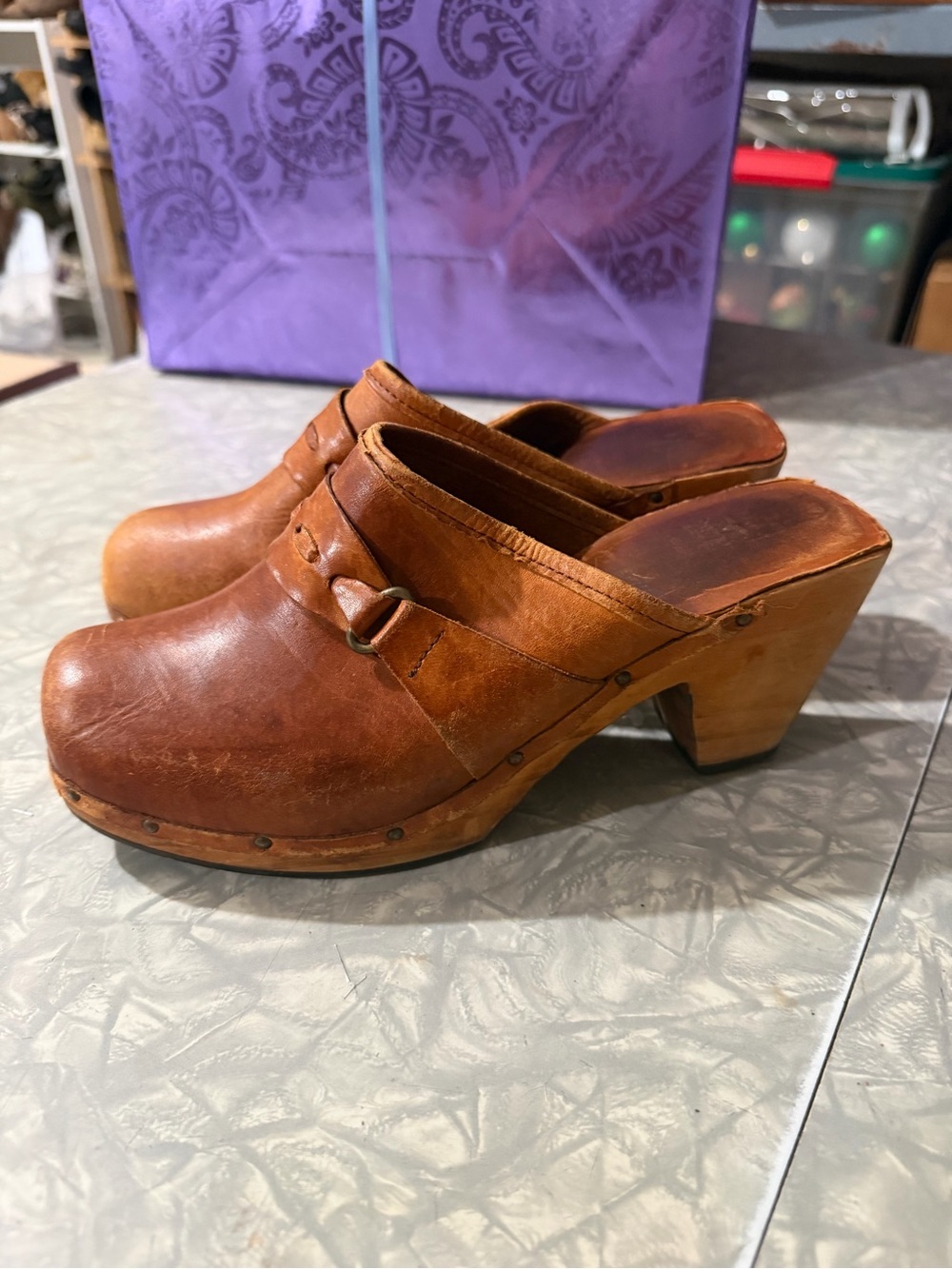 Vintage Lariat Brown Leather Clog Mules with Wood Heel